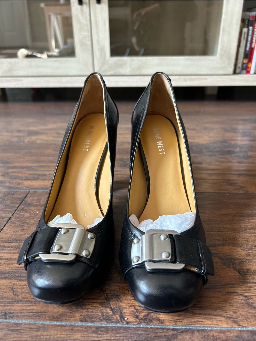 Nine West, Women, Black Leather Heeled Pumps with Silver Buckle